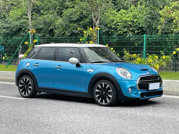 MINI 2015