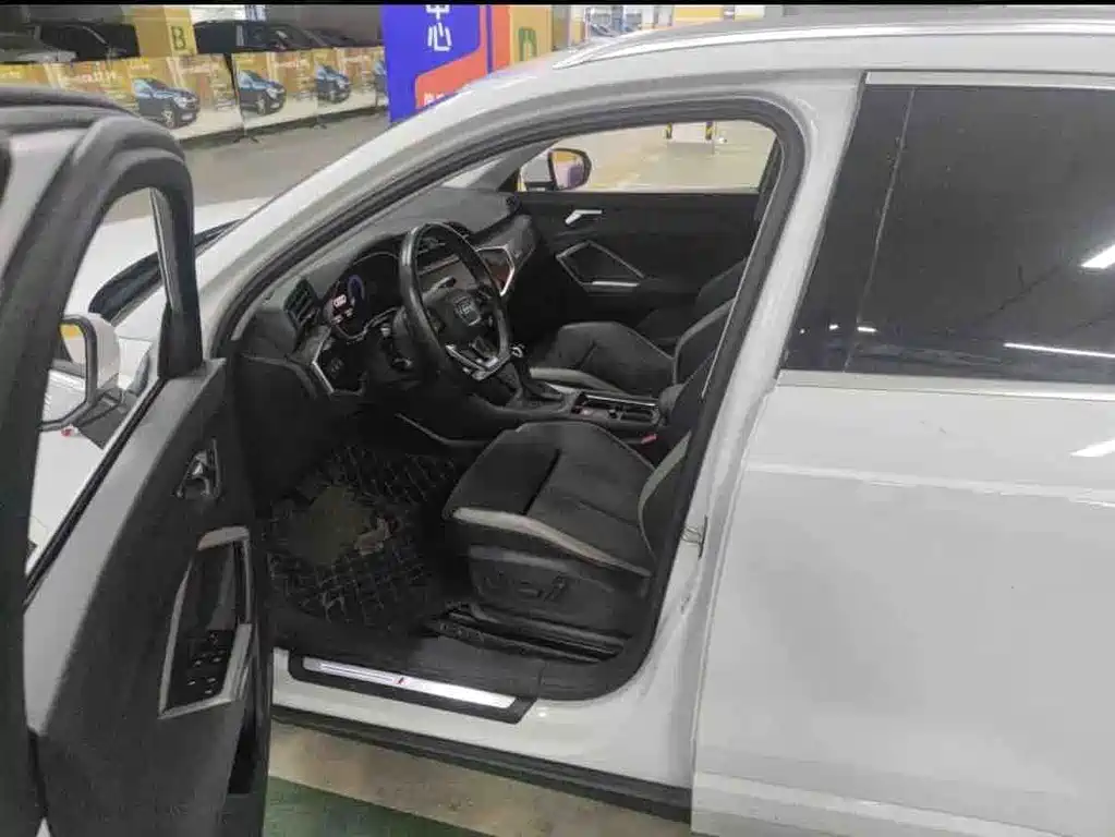 Audi Q3 2021