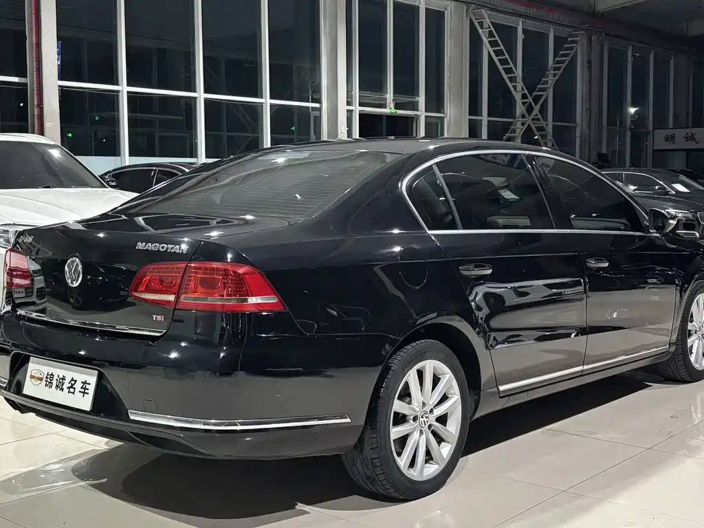 Volkswagen Magotan 2011