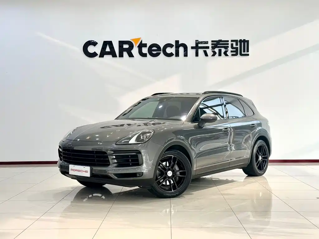 Porsche Cayenne 2020 — фото 1