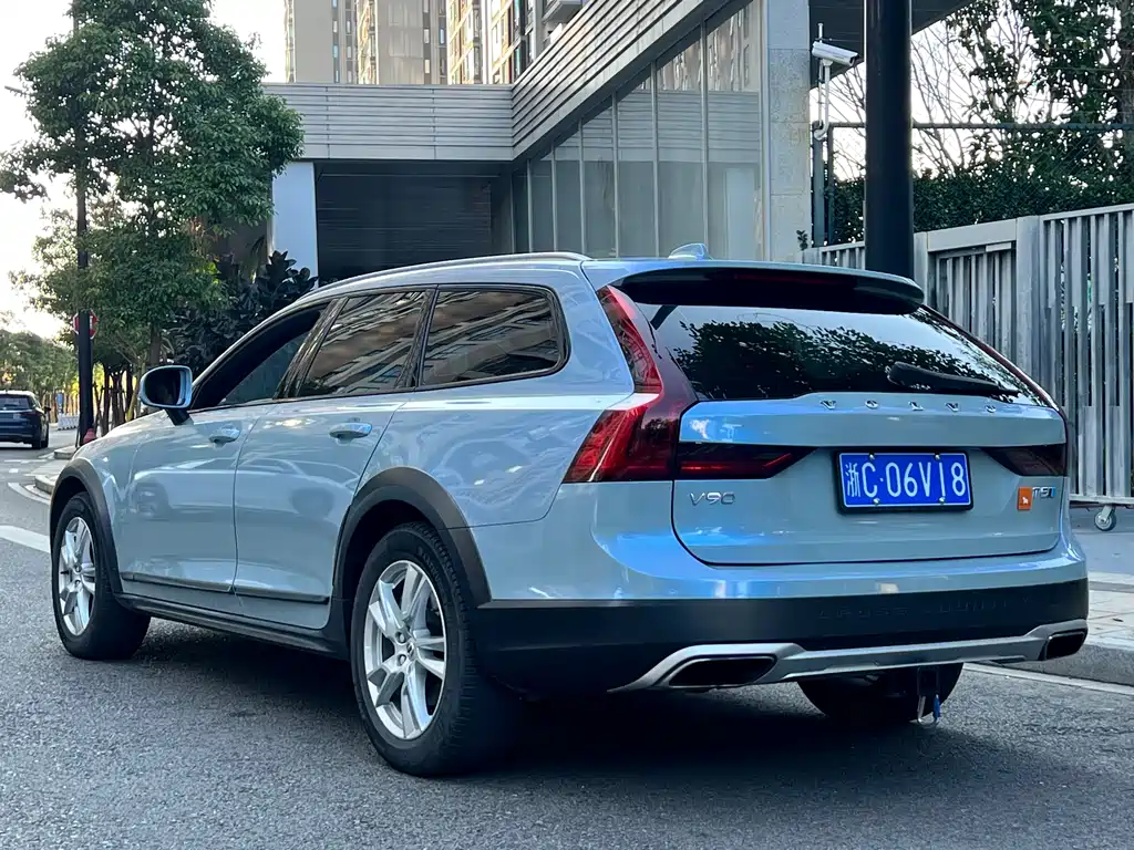 Volvo V90 2018 — фото 7