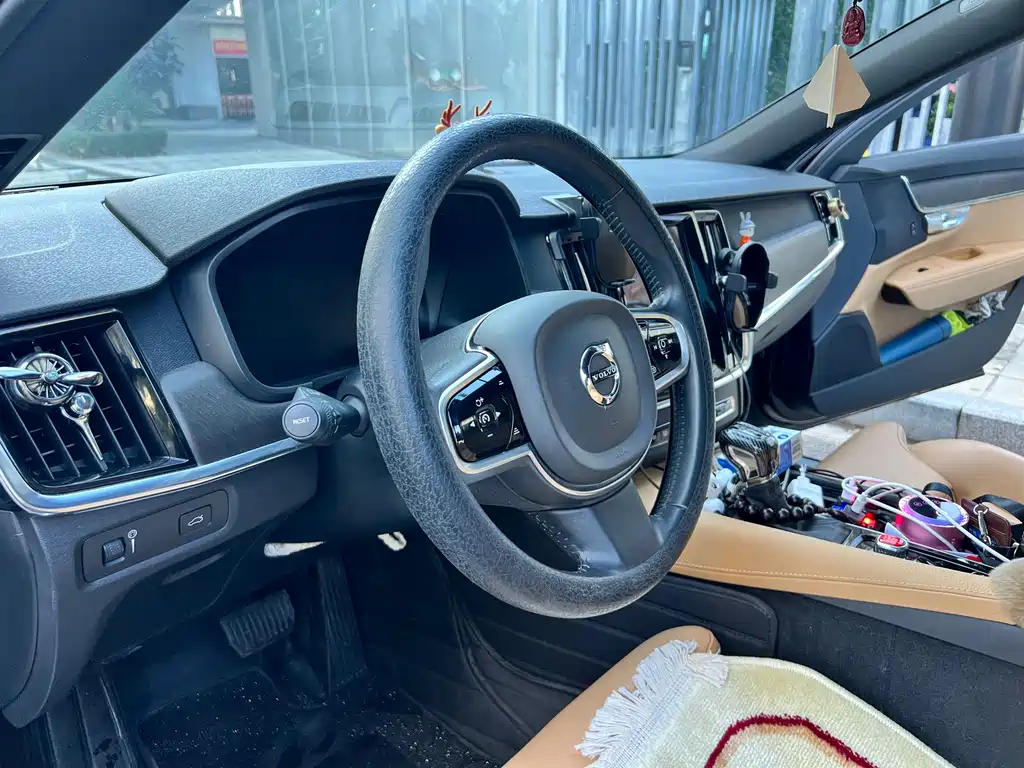 Volvo V90 2018 — фото 20