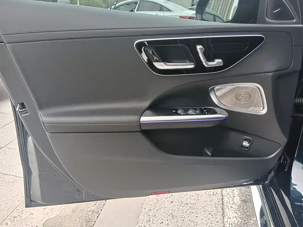 Mercedes-Benz C-Class 2022 — фото 14