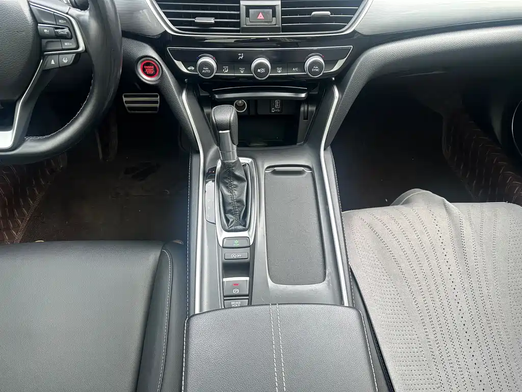 Honda Inspire 2023 — фото 18