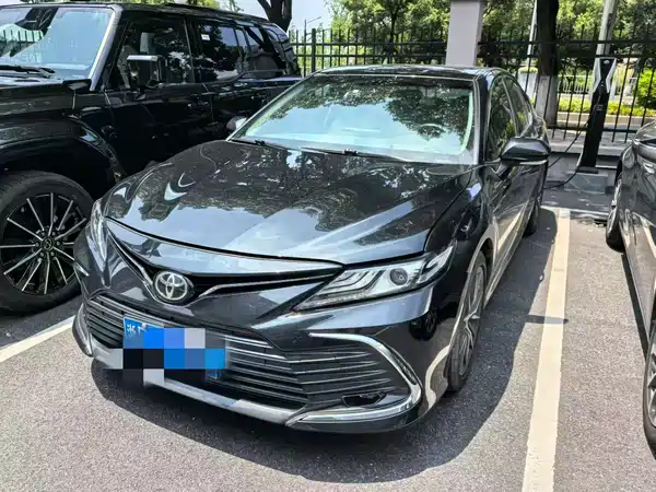 Toyota Camry 2021