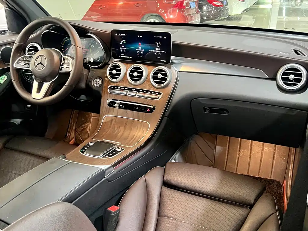 Mercedes-Benz GLC 2022 — фото 10