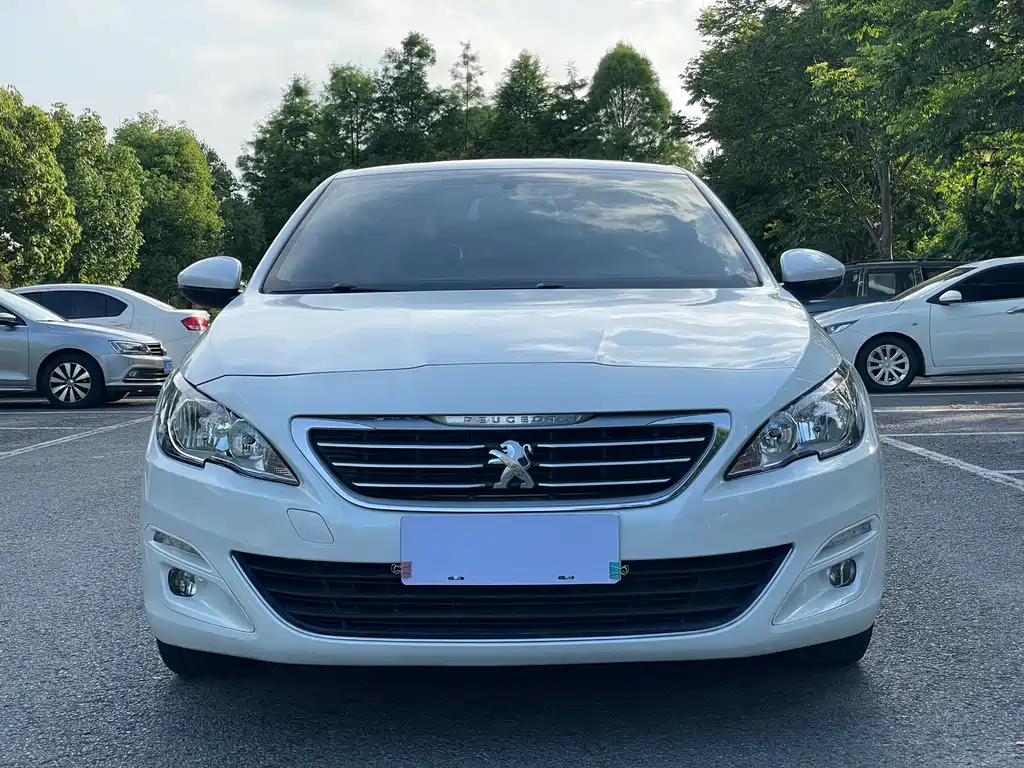 Peugeot 408 2016 — фото 2