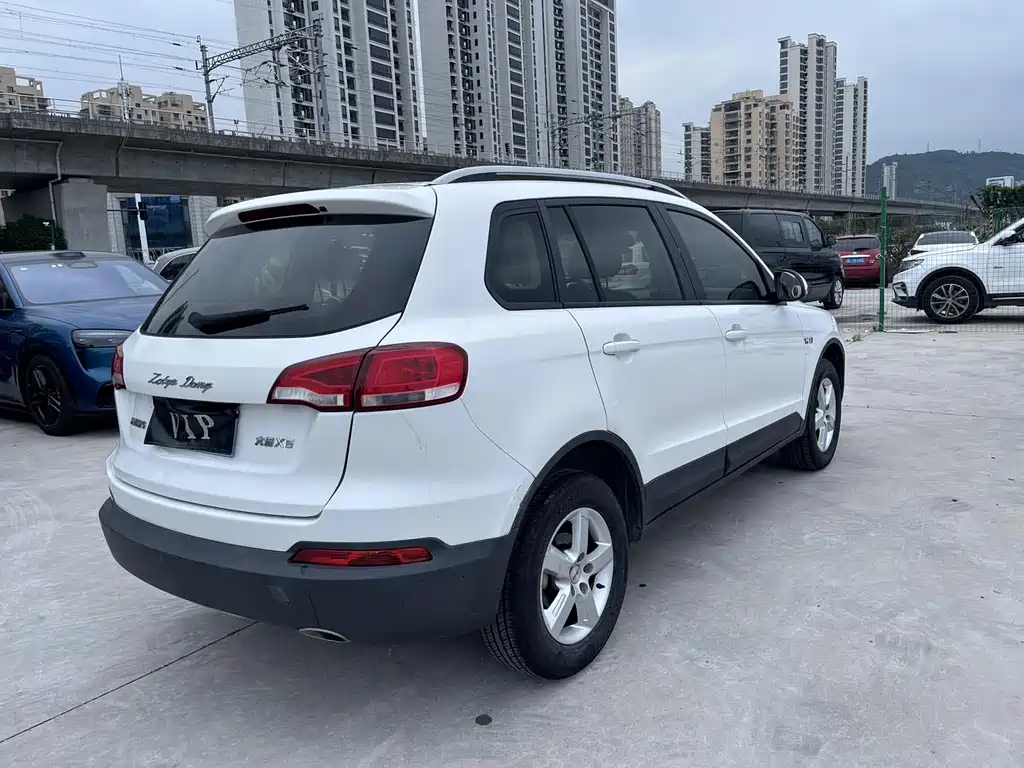 Zotye Damai X5 2018 — фото 8