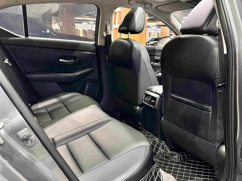 Nissan Sylphy 2021 — фото 18