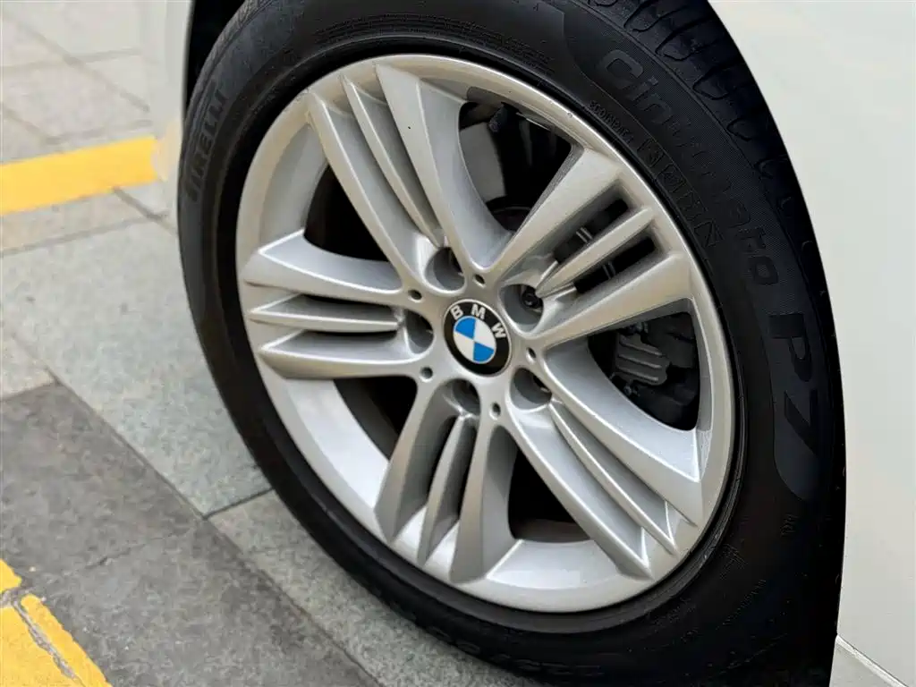 BMW 3 Series 2016 — фото 7