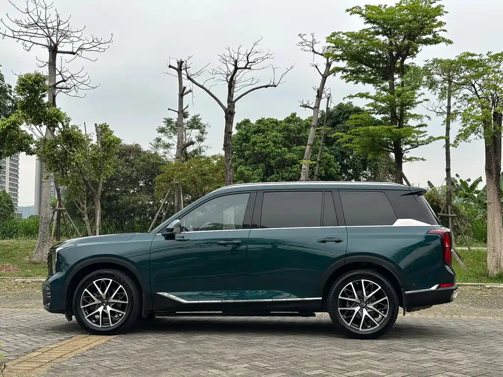 GAC Motor Trumpchi GS8 2022 — фото 10