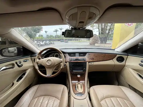 Mercedes-Benz CLS 2009