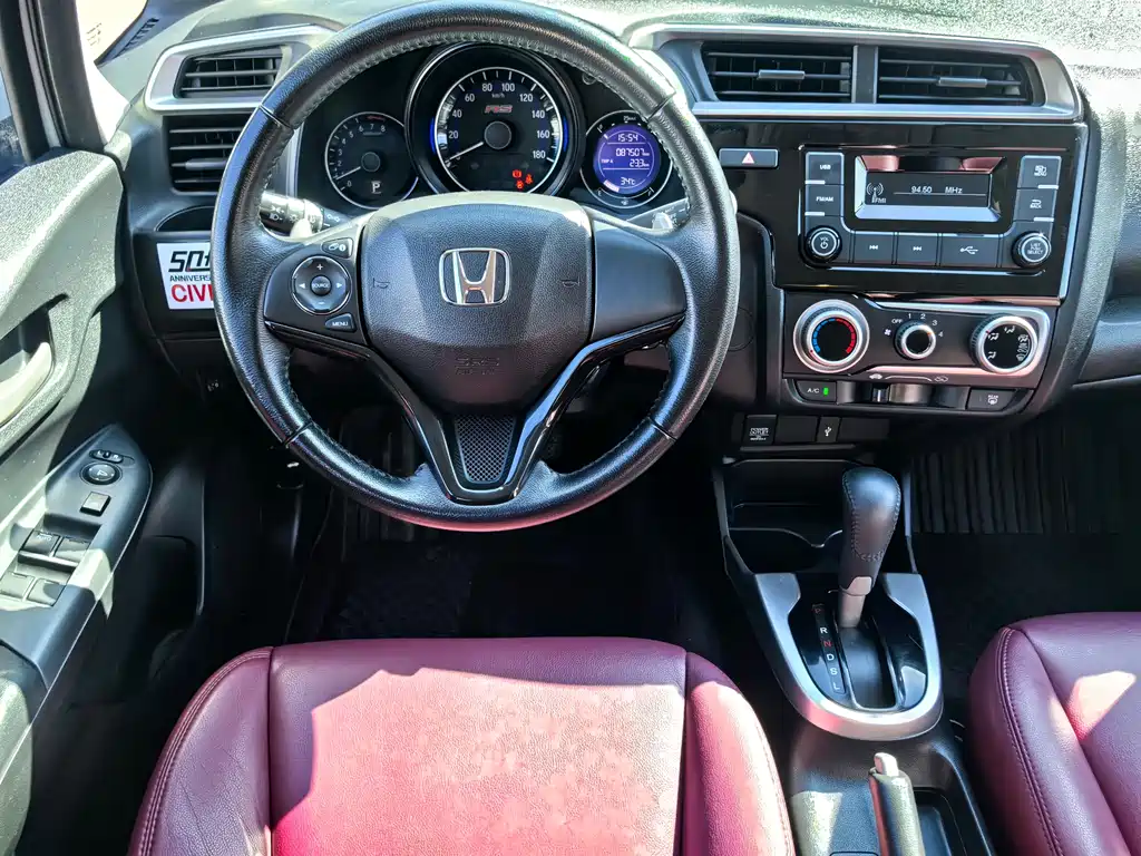 Honda Fit 2018 — фото 17