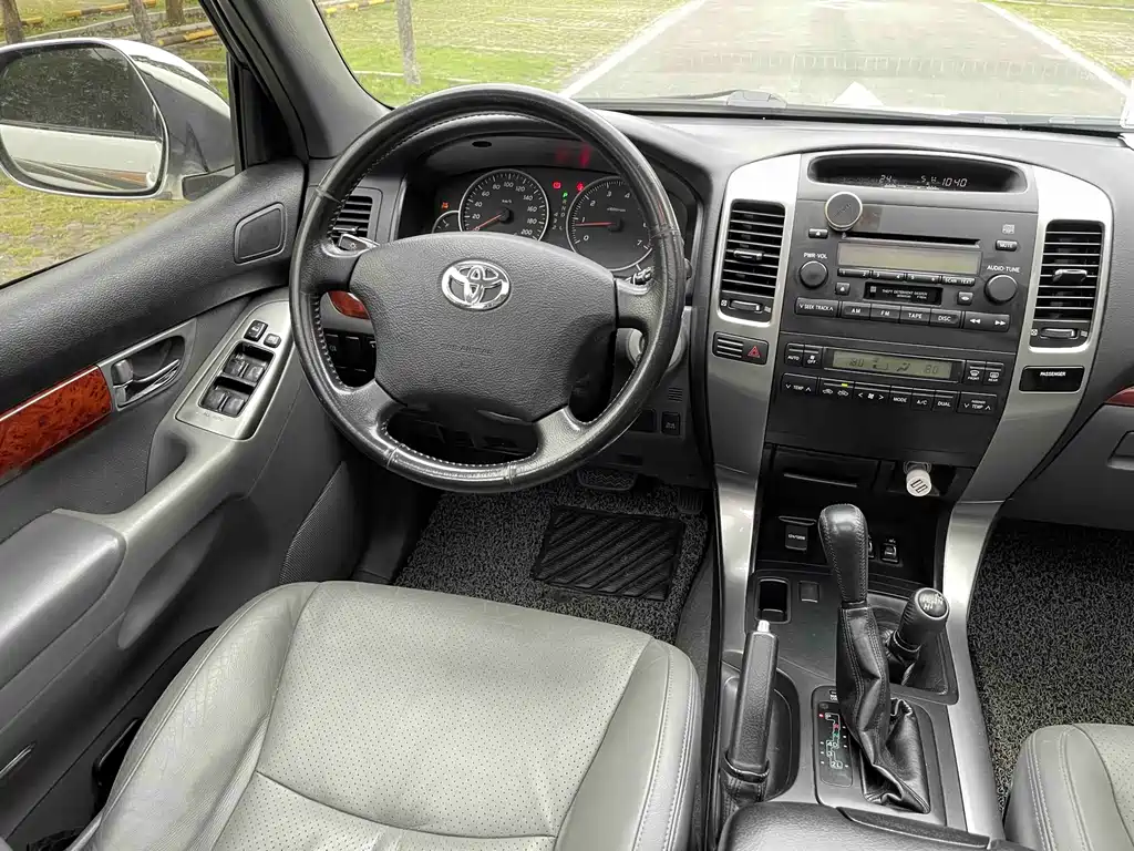 Toyota Prado 2006 — фото 16