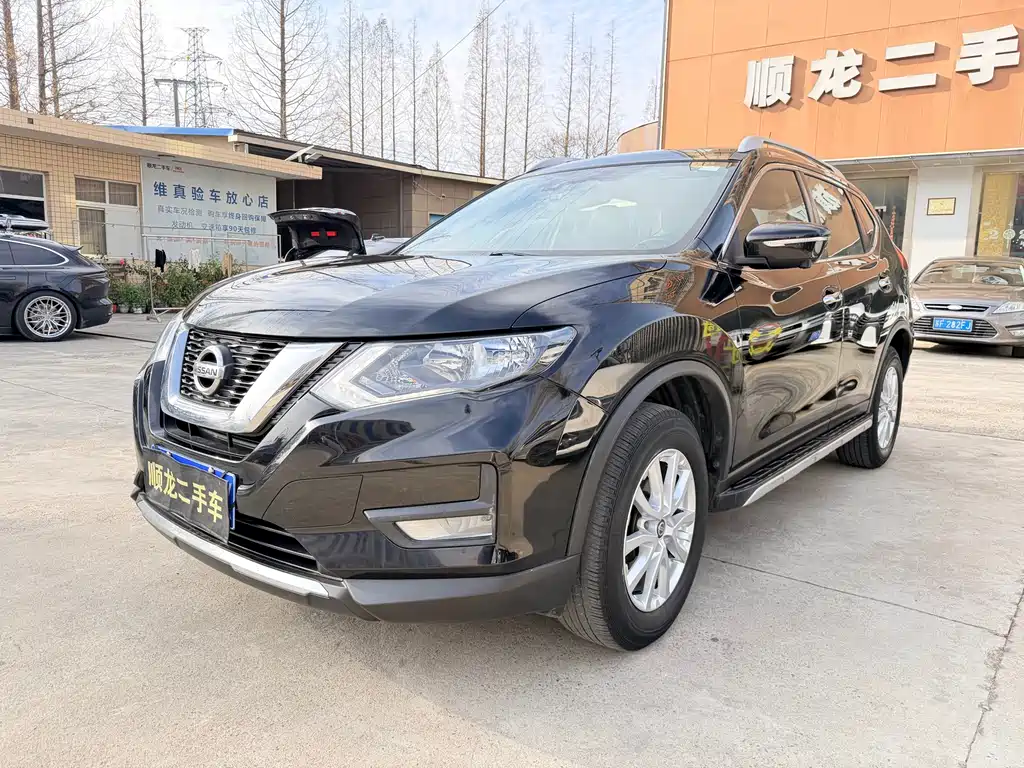 Nissan X-Trail 2021 — фото 1