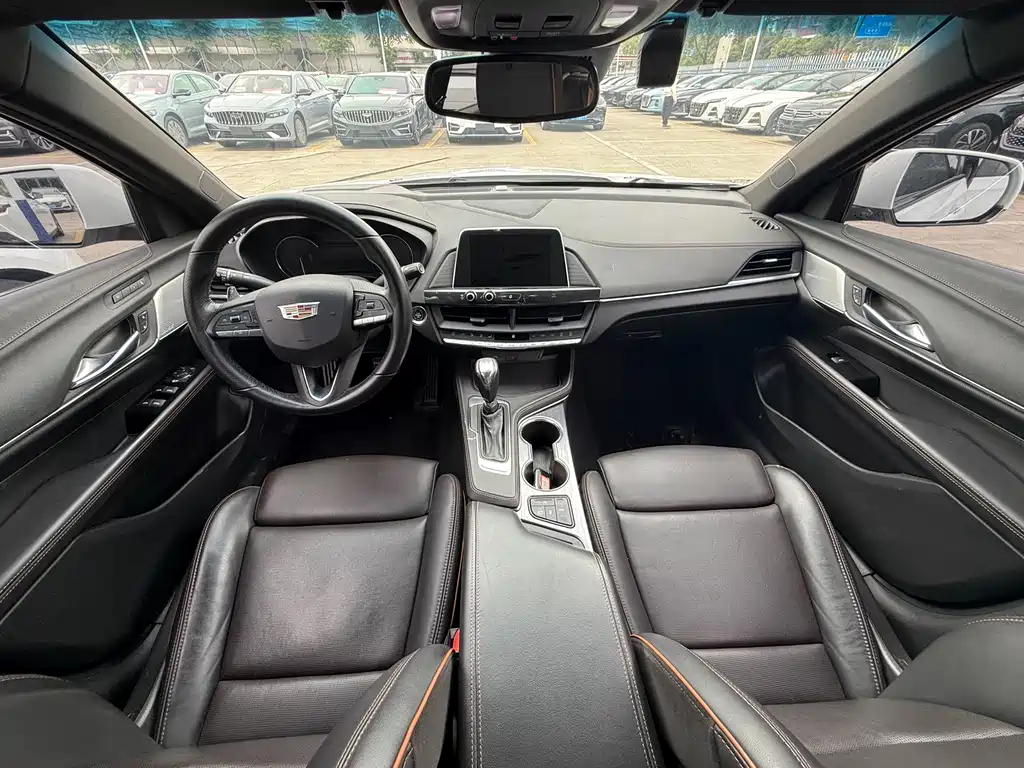 Cadillac CT4 2020 — фото 13