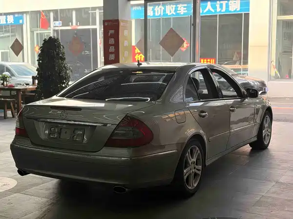 Mercedes-Benz E-Class 2008