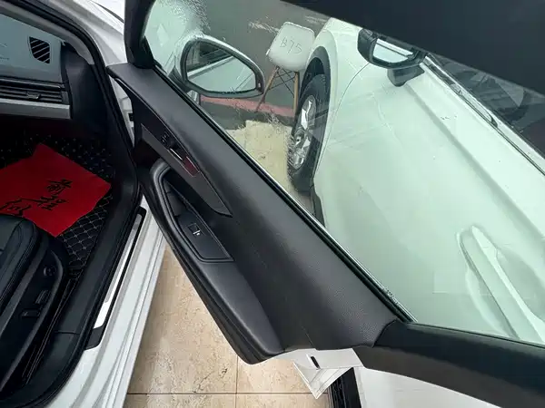 Audi A4L 2017