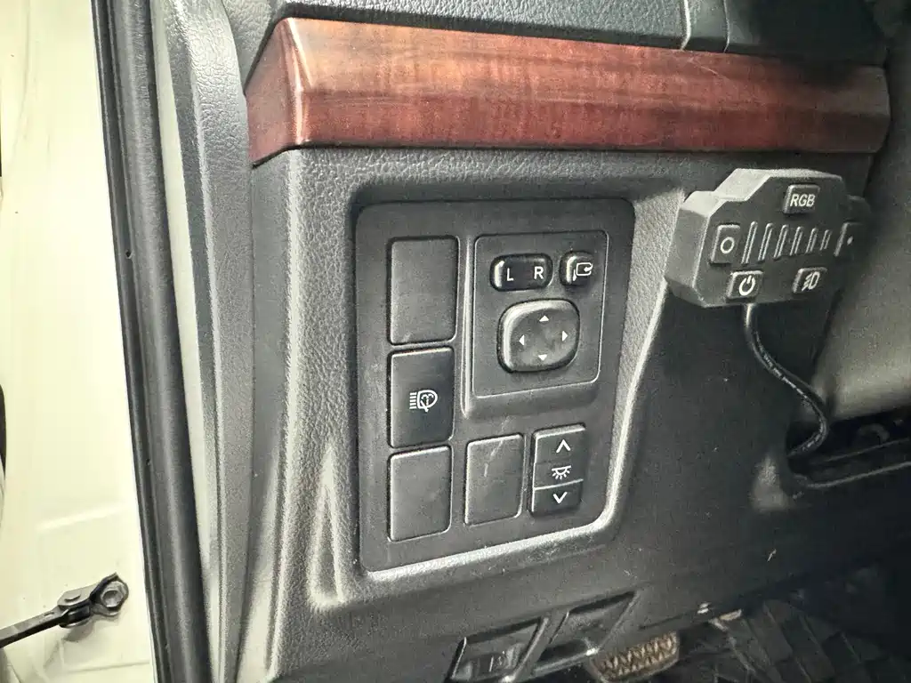Toyota Prado 2017 — фото 19