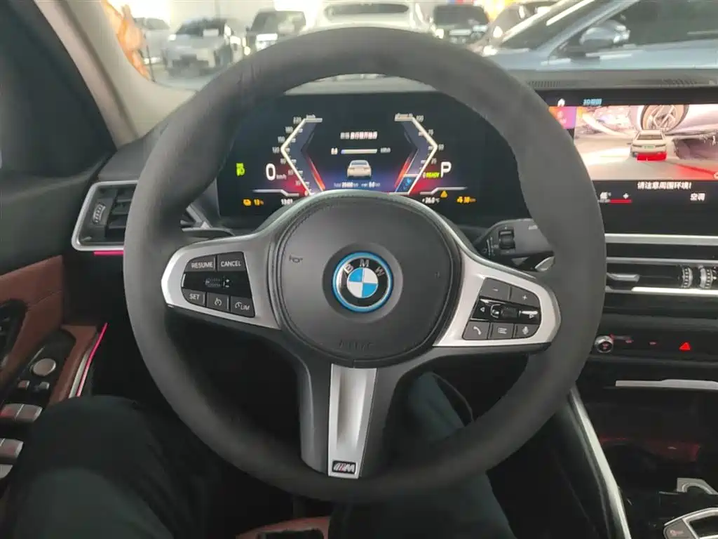 BMW i3 2023 — фото 11