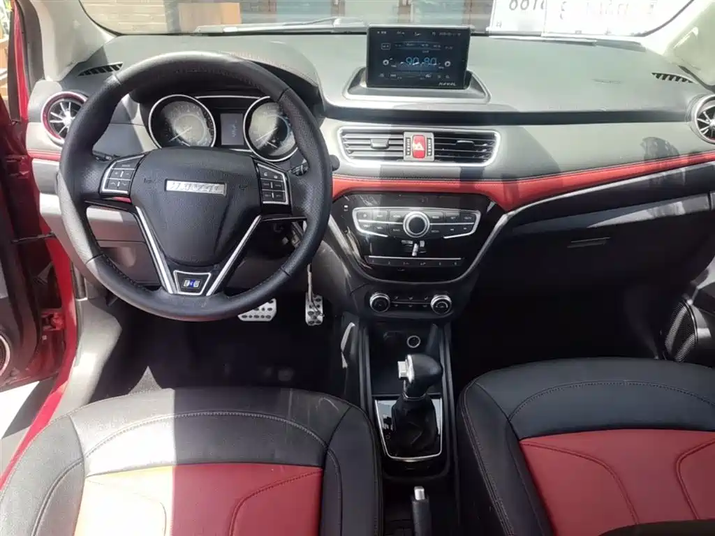 Haval H1 2016 — фото 10
