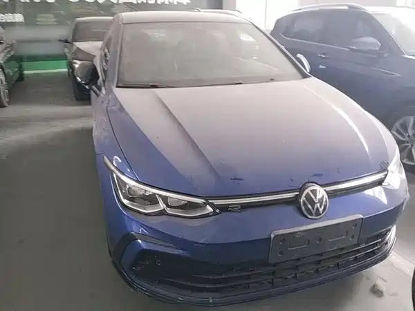 Volkswagen Golf 2021
