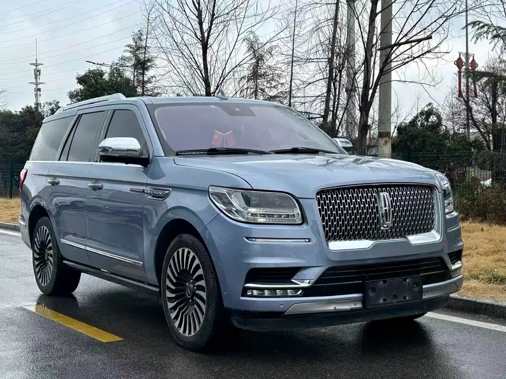 Lincoln Navigator 2020 — фото 3