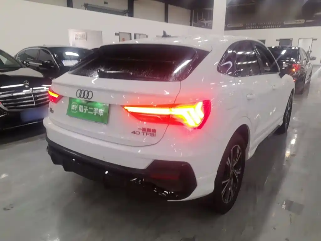 Audi Q3 Sportback 2023 — фото 7