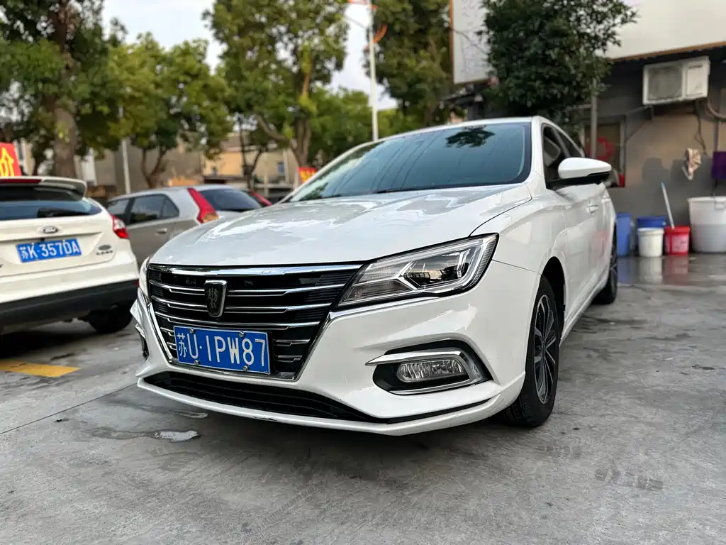Roewe i5 2020 — фото 1