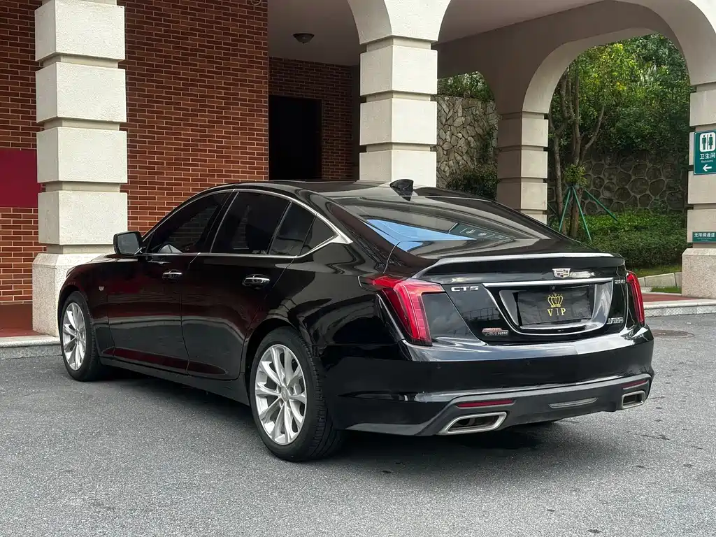 Cadillac CT5 2021 — фото 15