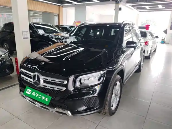 Mercedes-Benz GLB 2023