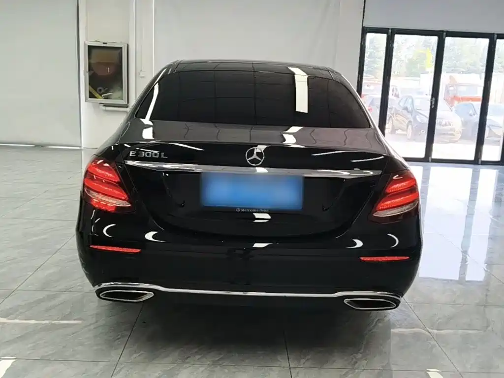 Mercedes-Benz E-Class 2020