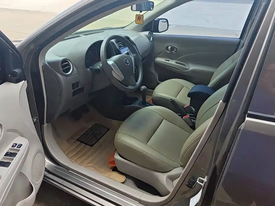 Nissan Sunny 2016 — фото 9