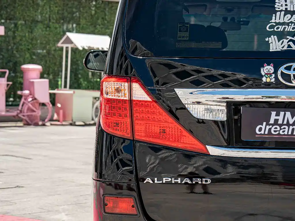 Toyota Alphard 2011 — фото 9