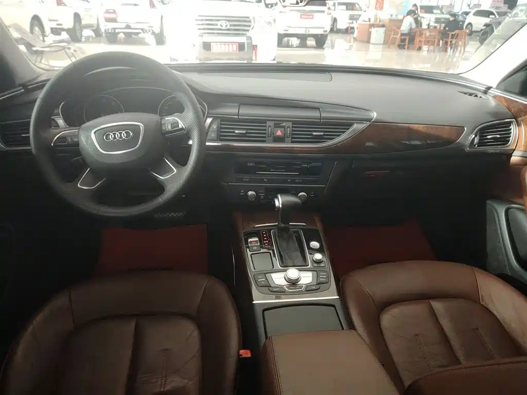 Audi A6L 2015 — фото 10