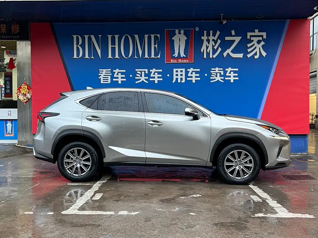 Lexus NX 2018 — фото 23