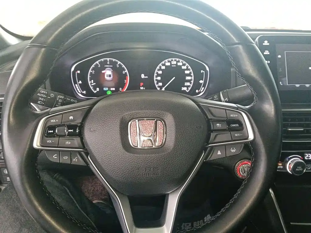 Honda Inspire 2021 — фото 11