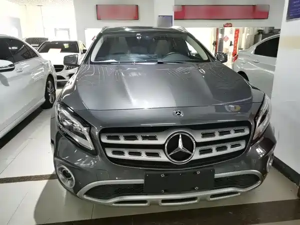 Mercedes-Benz GLA 2017