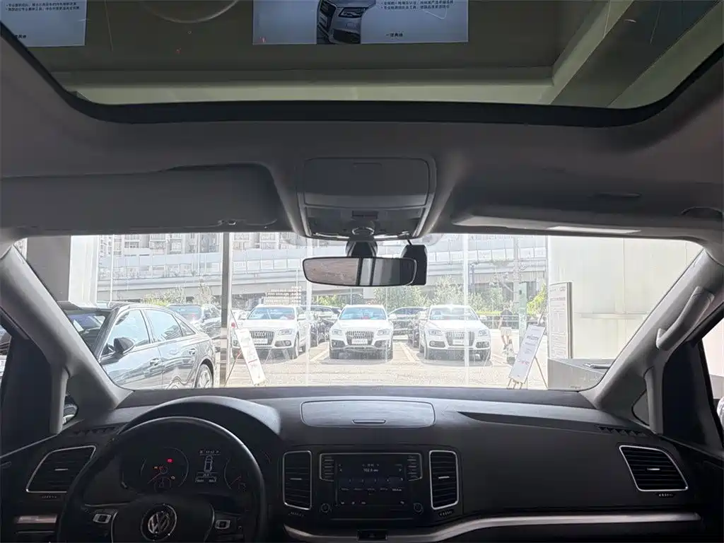 Volkswagen Sharan 2018 — фото 10