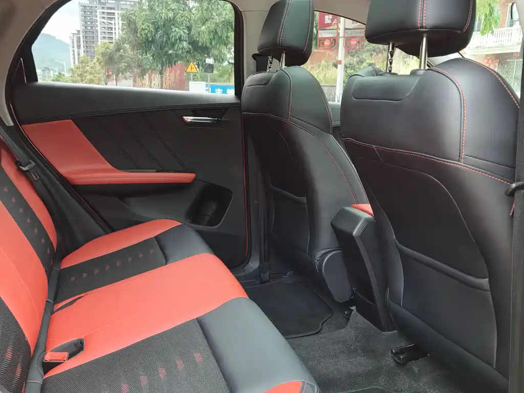 BYD e2 2021
