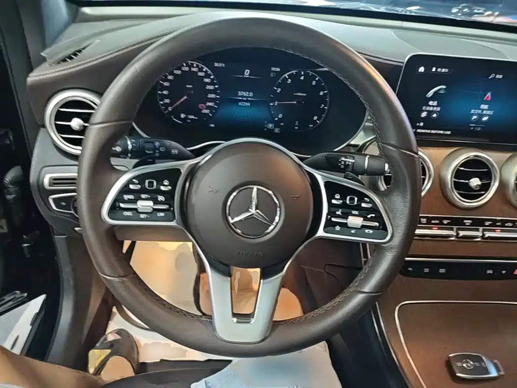 Mercedes-Benz GLC 2023 — фото 11