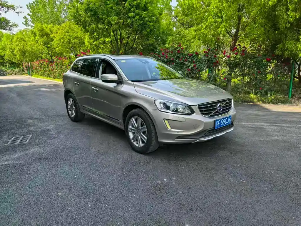 Volvo XC60 2015 — фото 3