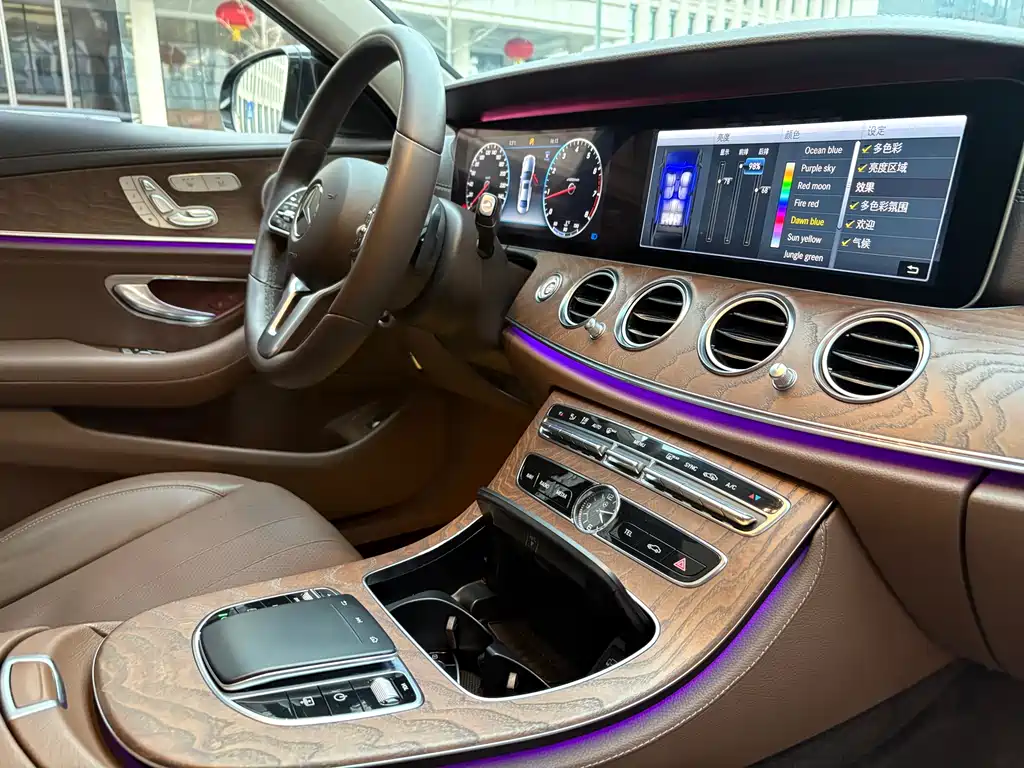 Mercedes-Benz E-Class 2019 — фото 9