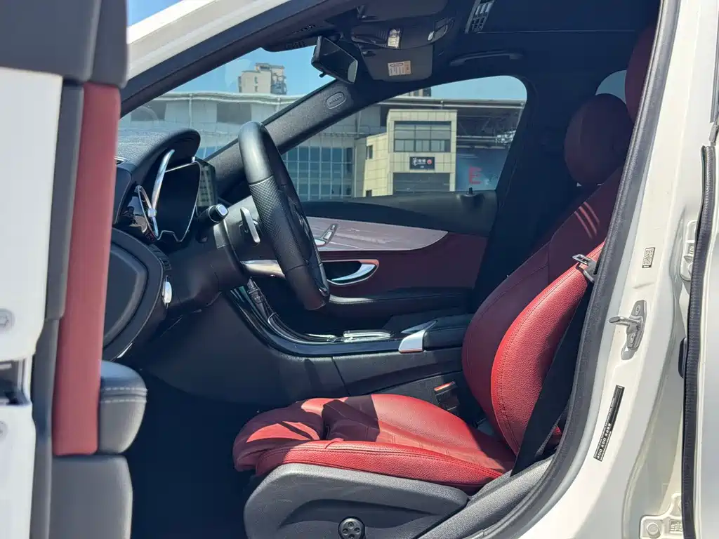 Mercedes-Benz C-Class 2019 — фото 4