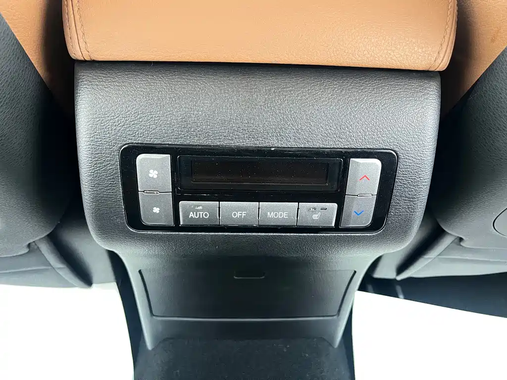 Haval H9 2015 — фото 15