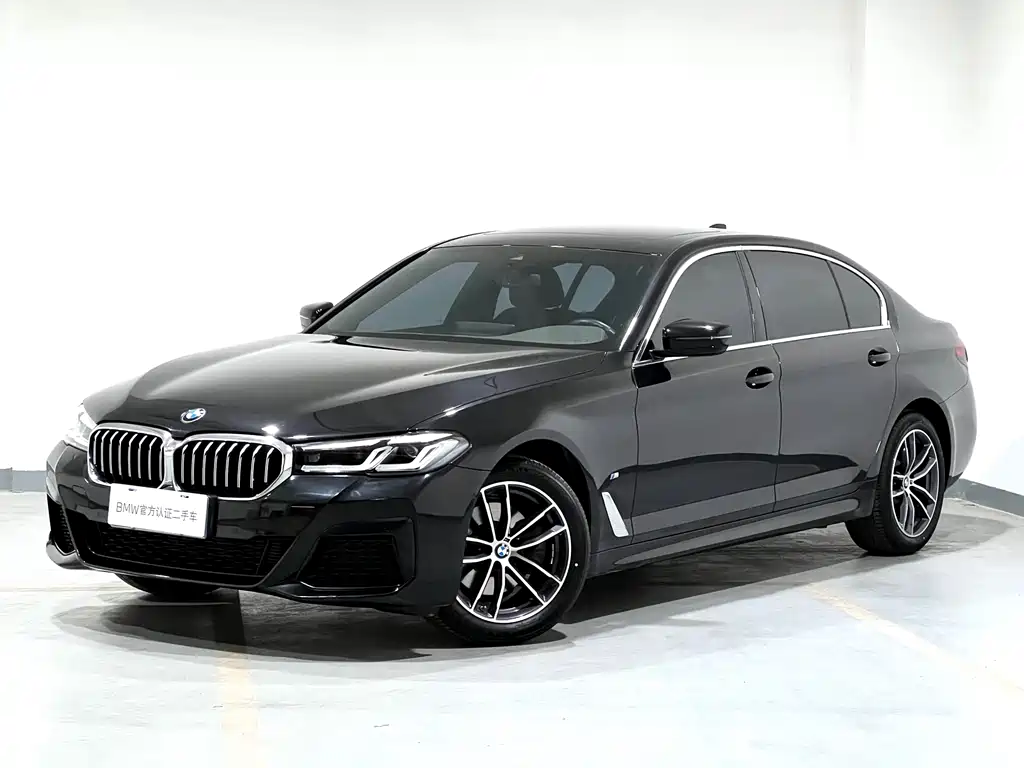 BMW 5 Series 2023 — фото 2