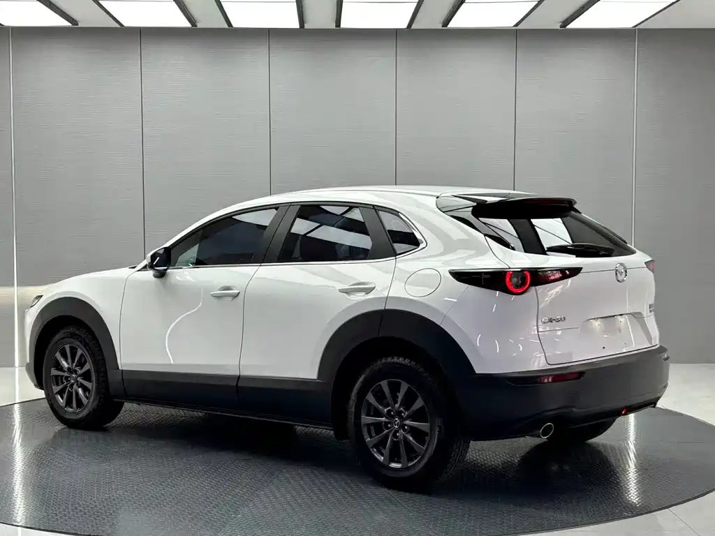 Mazda CX-30 2022 — фото 3