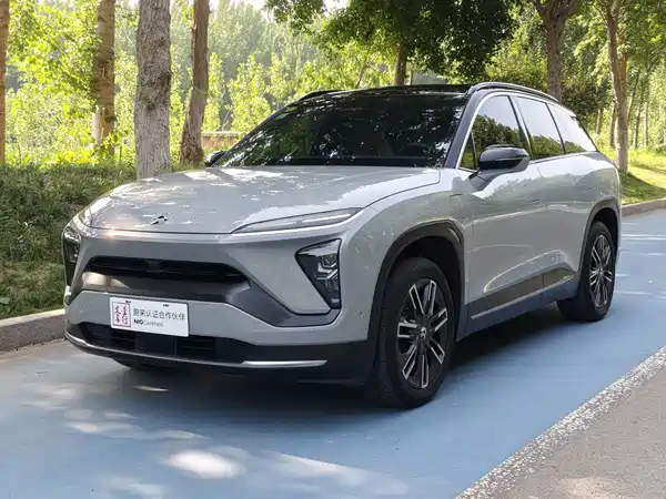 NIO ES6 2021