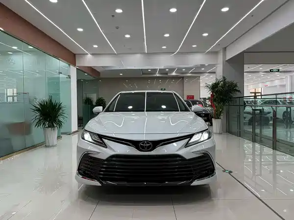 Toyota Camry 2021