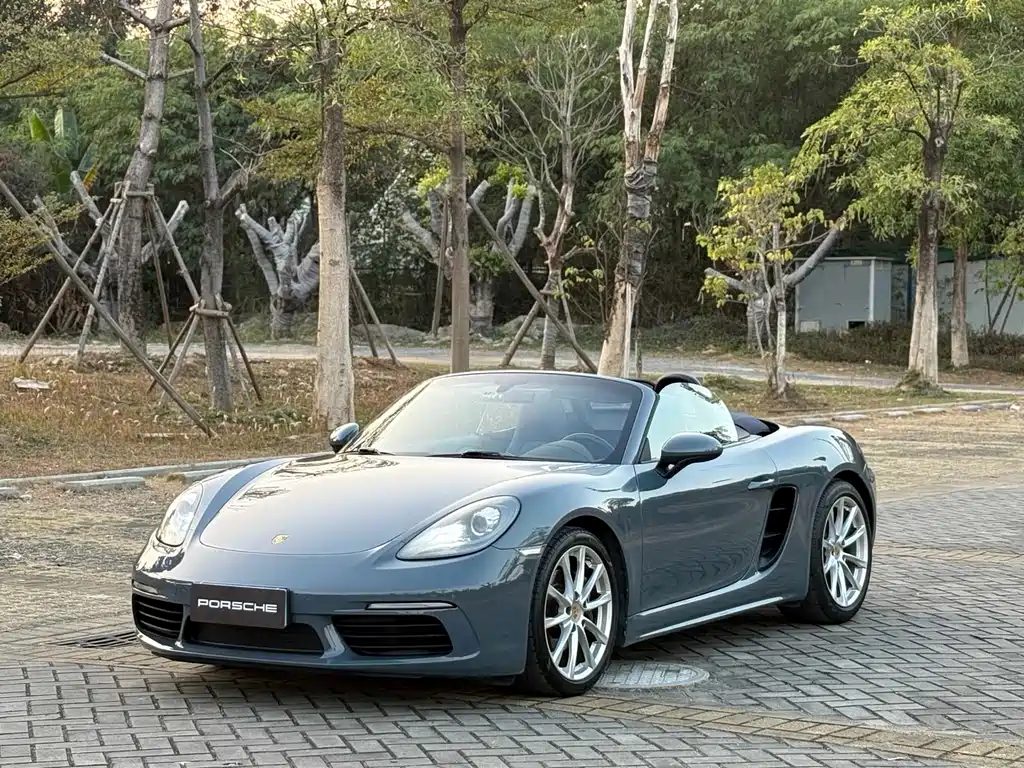 Porsche 718 2016 — фото 1